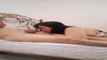 Paman Ajak Bibi Hangatkan Ranjang Hotel Hot